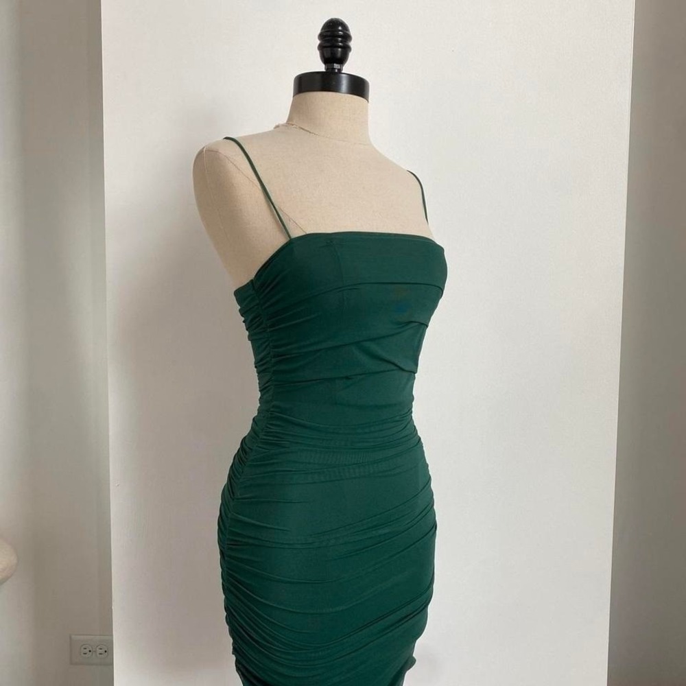 Morning Mist Size 8 Forest Green Spaghetti Strap Midmaxi Ruched Dress Formal